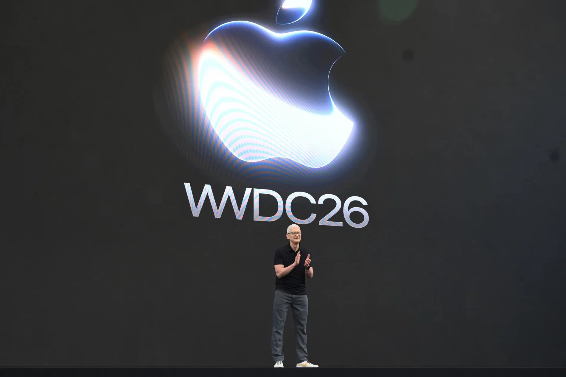 Apple’dan Siri AI Hamlesi: Yeni Yapay Zekâ ve Çocuk Güvenliği Özellikleri Tanıtıldı